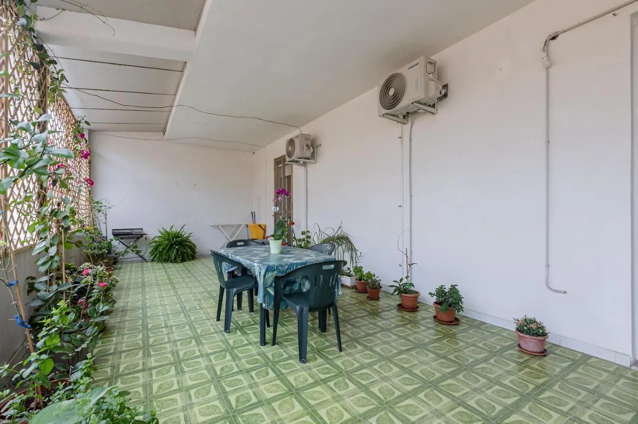 Cagliari Comfy Apartment With Terrace & Netflix! Selargius