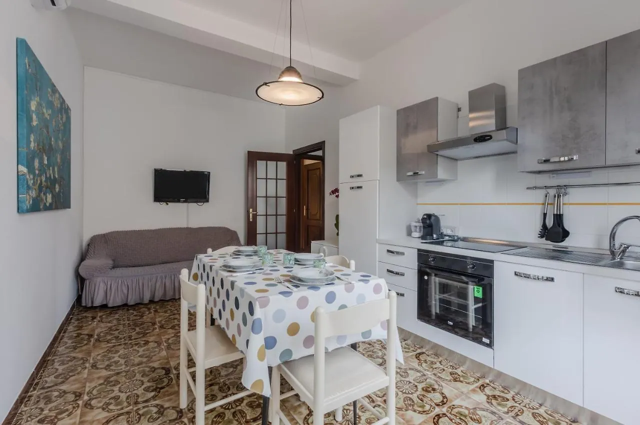 Cagliari Comfy Apartment With Terrace & Netflix! Selargius