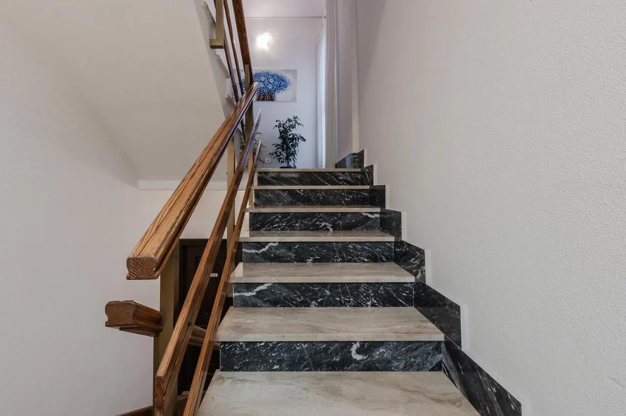 Cagliari Comfy Apartment With Terrace & Netflix! Selargius 0*,  Italia