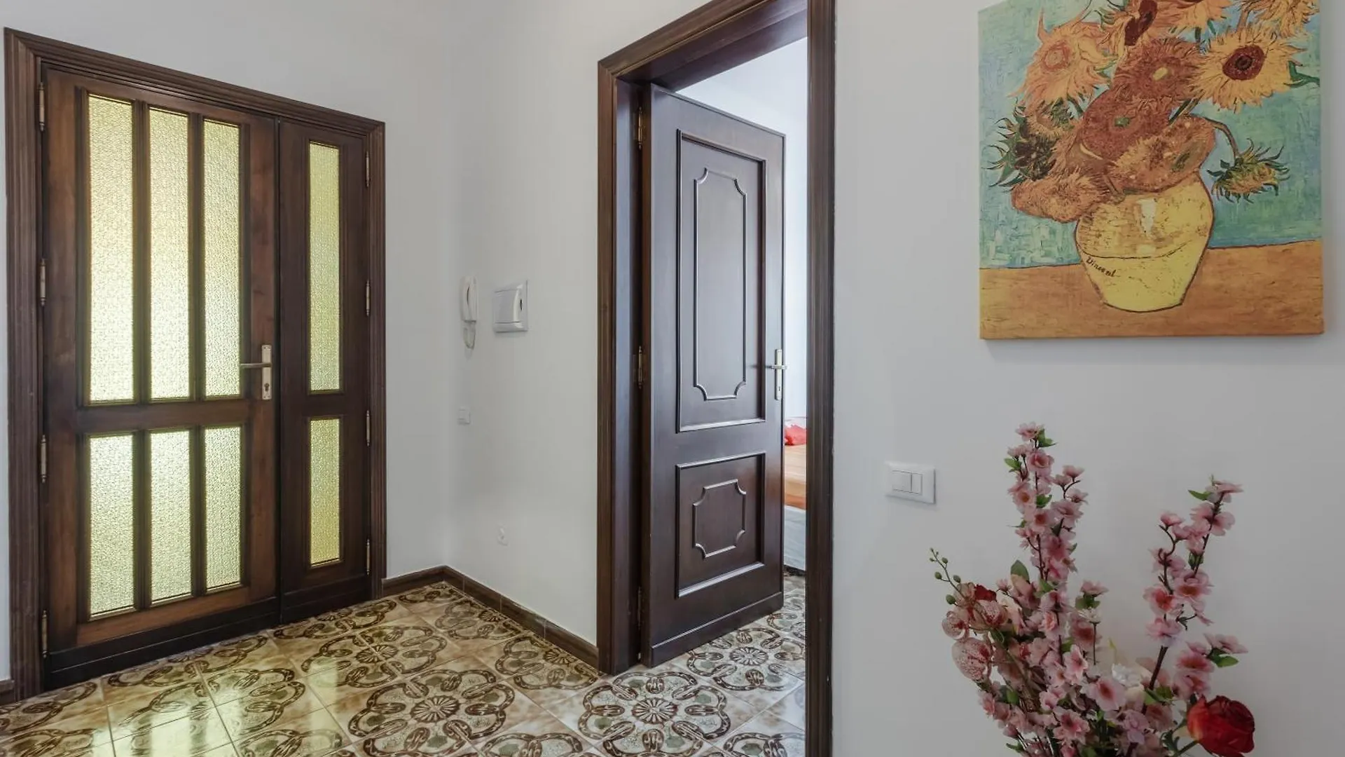 Cagliari Comfy Apartment With Terrace & Netflix! Selargius